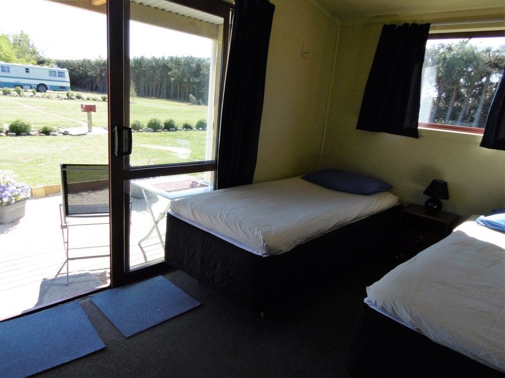Glenavys Waitaki River Motor Camp Exterior foto
