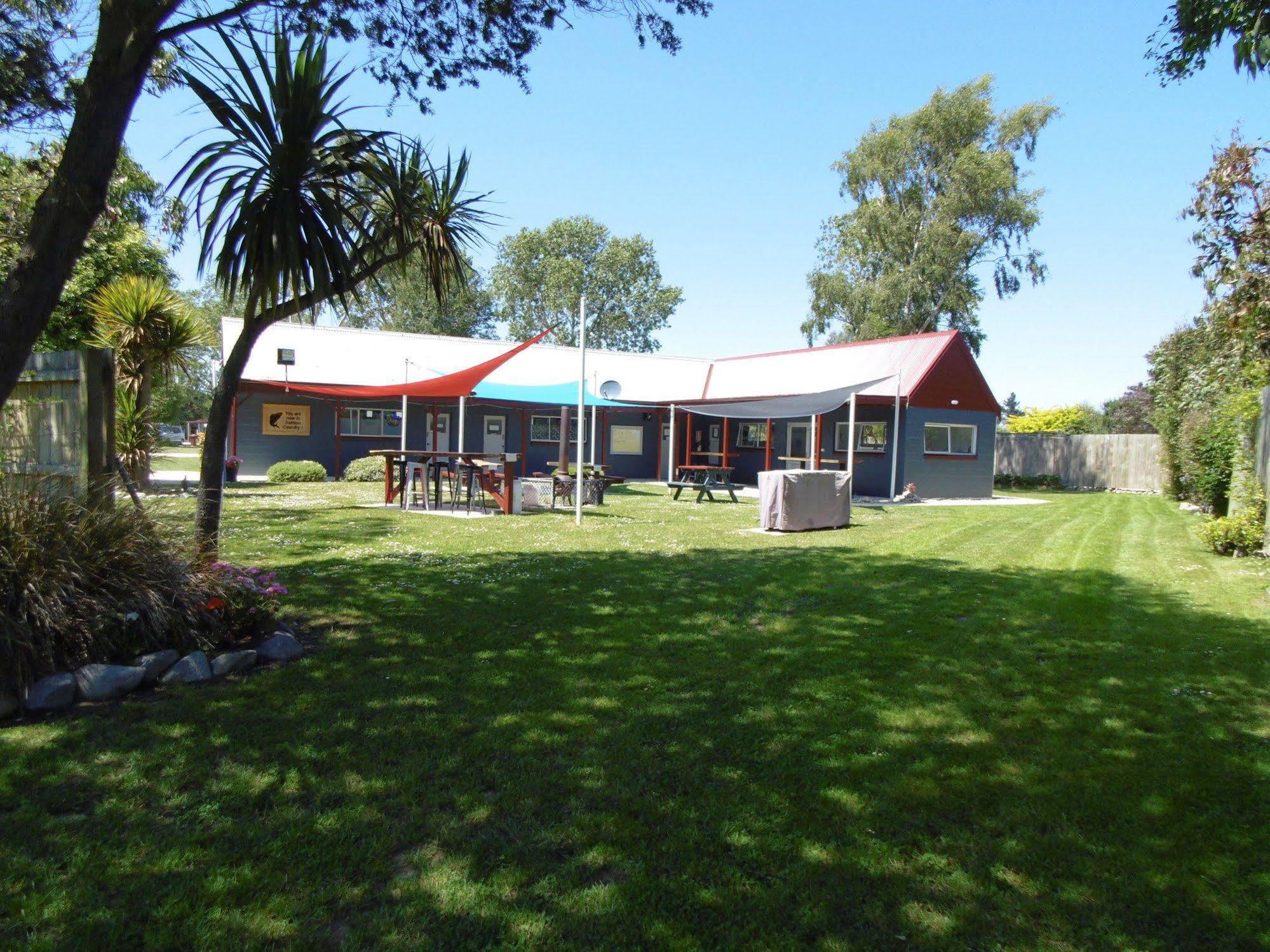 Glenavys Waitaki River Motor Camp Exterior foto