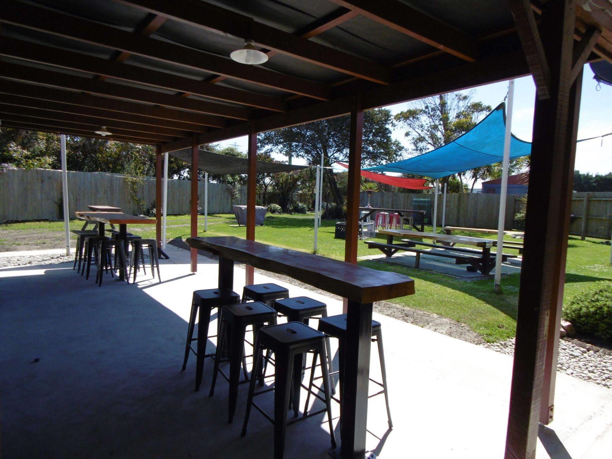 Glenavys Waitaki River Motor Camp Exterior foto