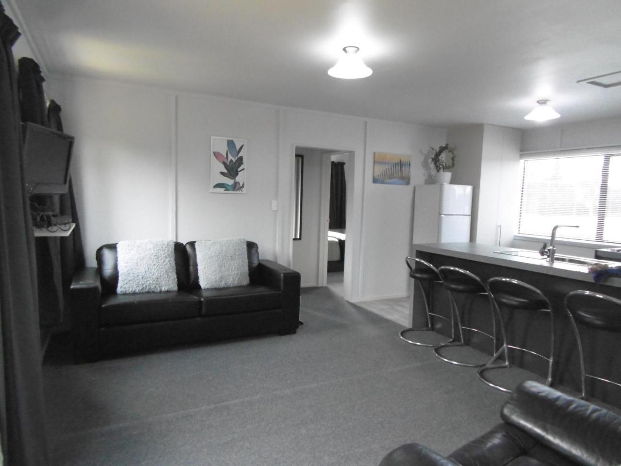 Glenavys Waitaki River Motor Camp Exterior foto